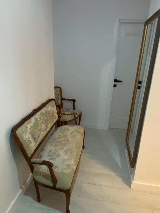 Ultracentral Apartament Calea Victoriei Bukarest Exterior foto